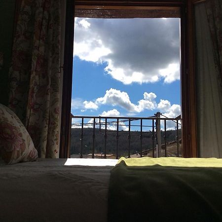 Hotel Rural Los Roturos Maestu Bagian luar foto