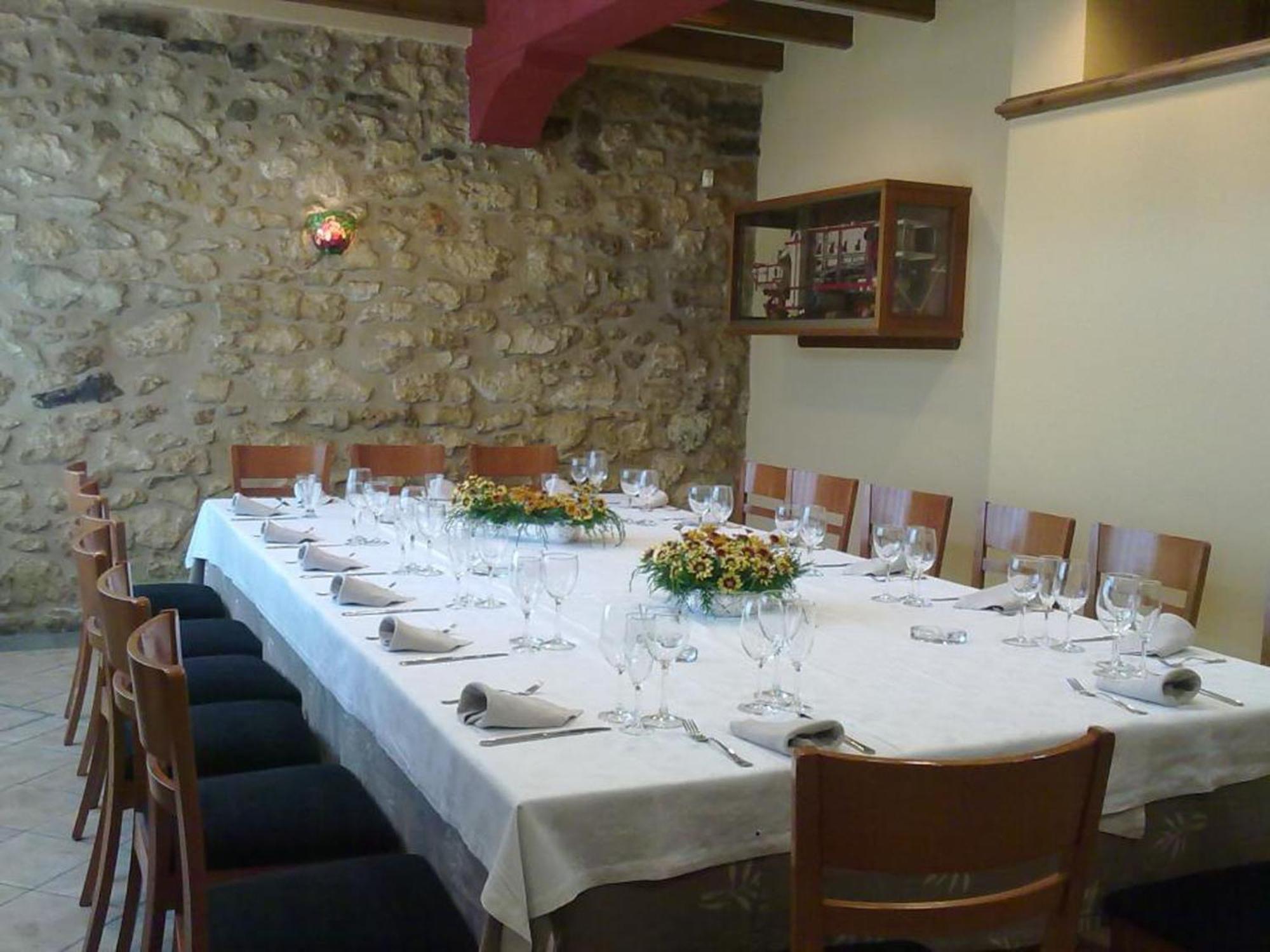 Hotel Rural Los Roturos Maestu Bagian luar foto
