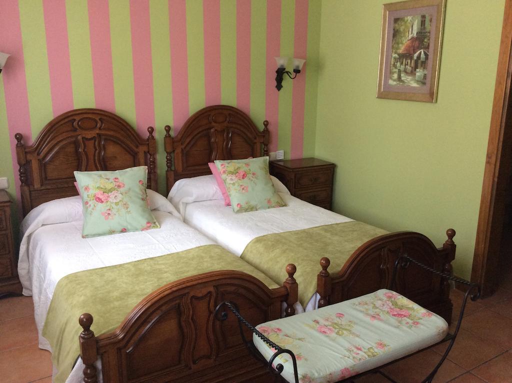Hotel Rural Los Roturos Maestu Ruang foto